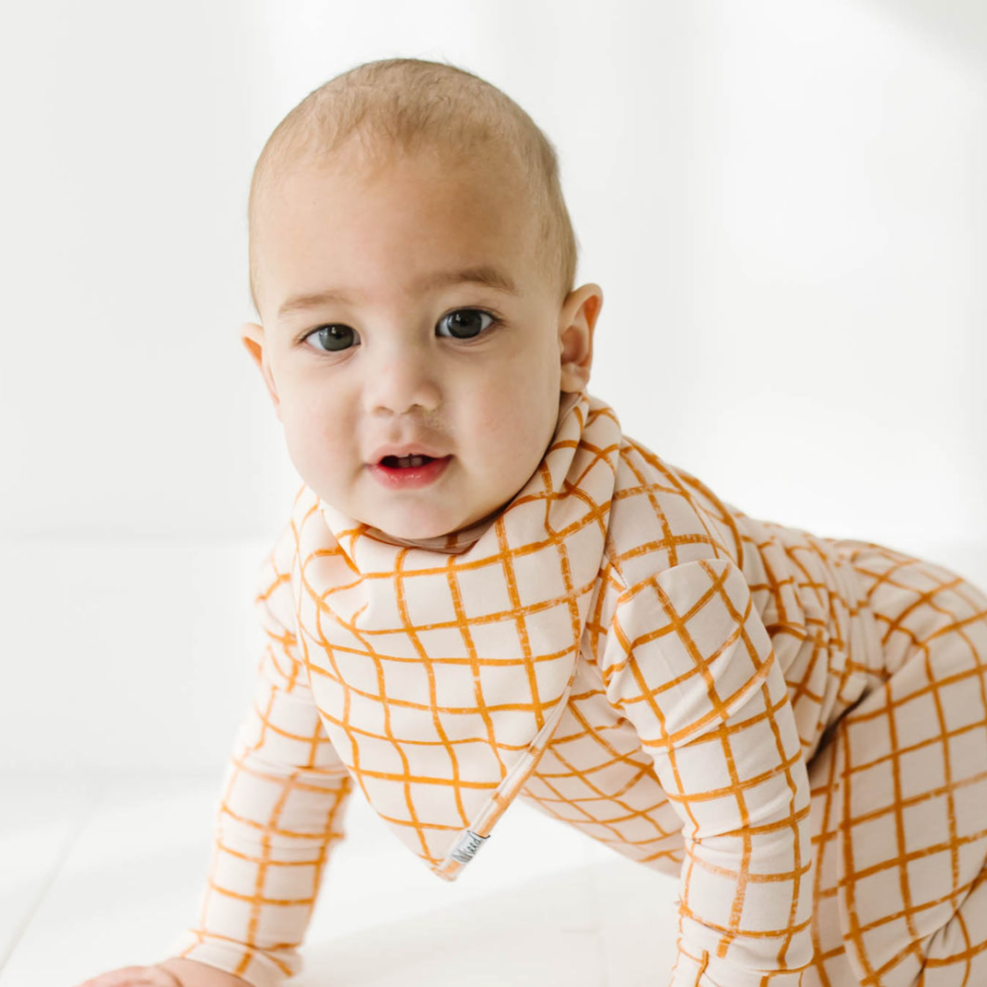 Be-Weave Me Bandana Bib